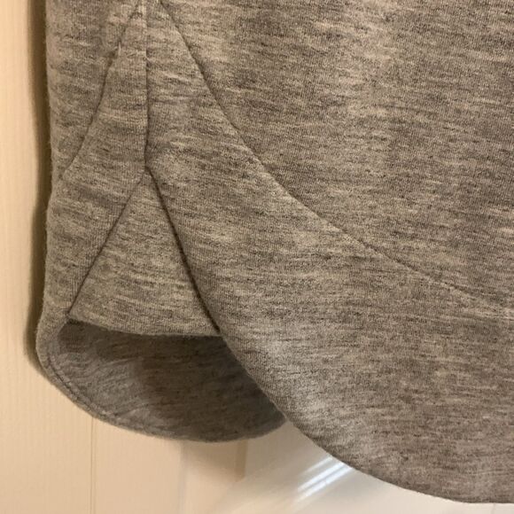 ATHLETA, tunic, medium, great condition, thick and warm - Picture 3 of 12